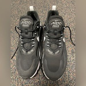 Nike Air Max270 React